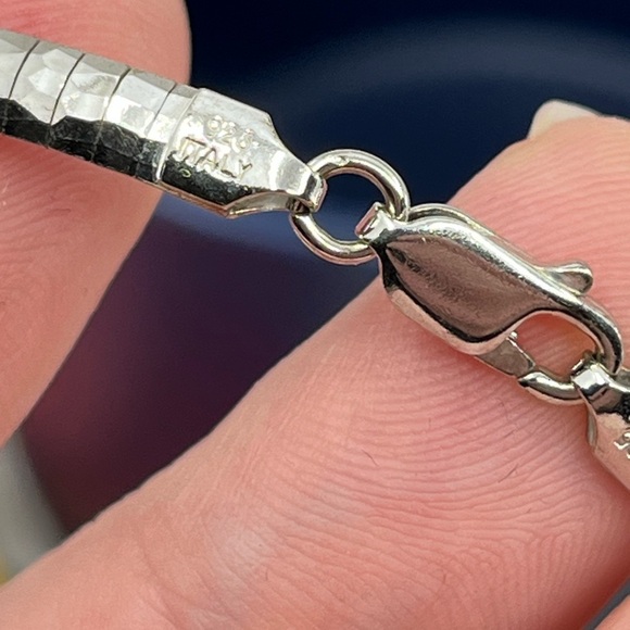 925 Italy Platinum Over Sterling Silver Hammered Pendant Necklace – 26.2g - Picture 14 of 17